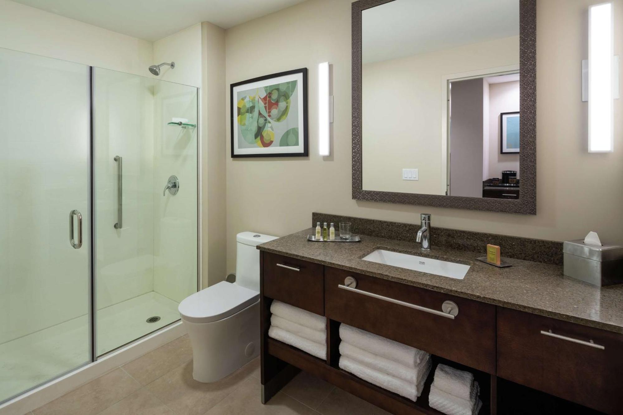 Doubletree By Hilton Miami Doral Hotel Sweetwater Екстериор снимка
