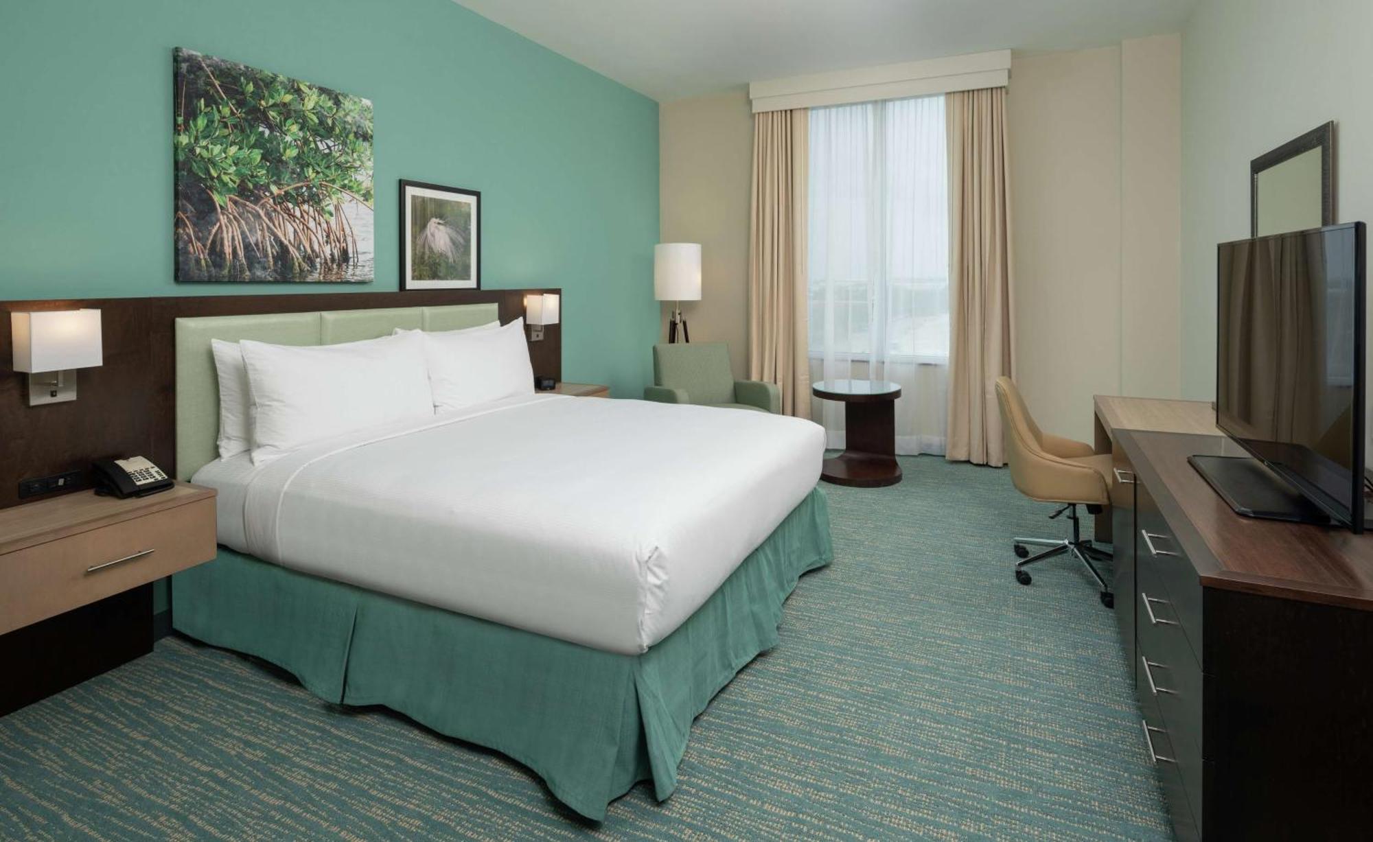 Doubletree By Hilton Miami Doral Hotel Sweetwater Екстериор снимка