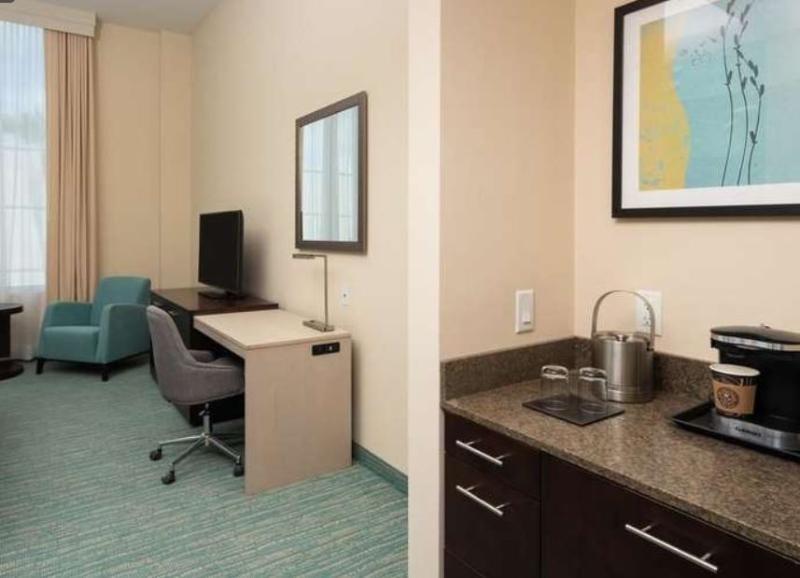 Doubletree By Hilton Miami Doral Hotel Sweetwater Екстериор снимка