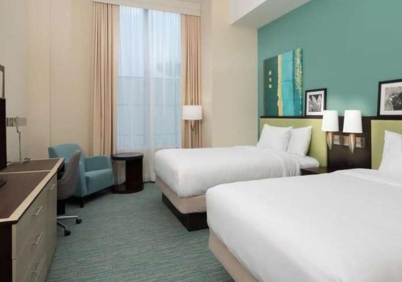 Doubletree By Hilton Miami Doral Hotel Sweetwater Екстериор снимка